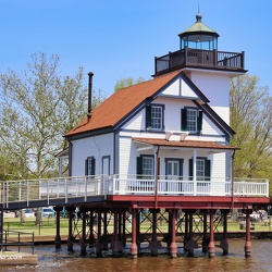 1886 Roanoke River Lighthouse
