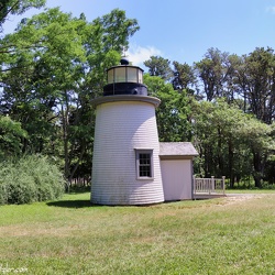 Three Sisters Lighthouse