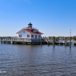 Roanoke Marshes(Replica)Lighthouse