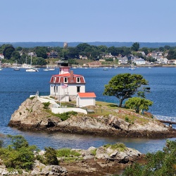 Pomham Rocks Lighthouse